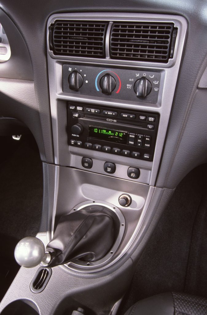 2003 Ford Mustang Mach I