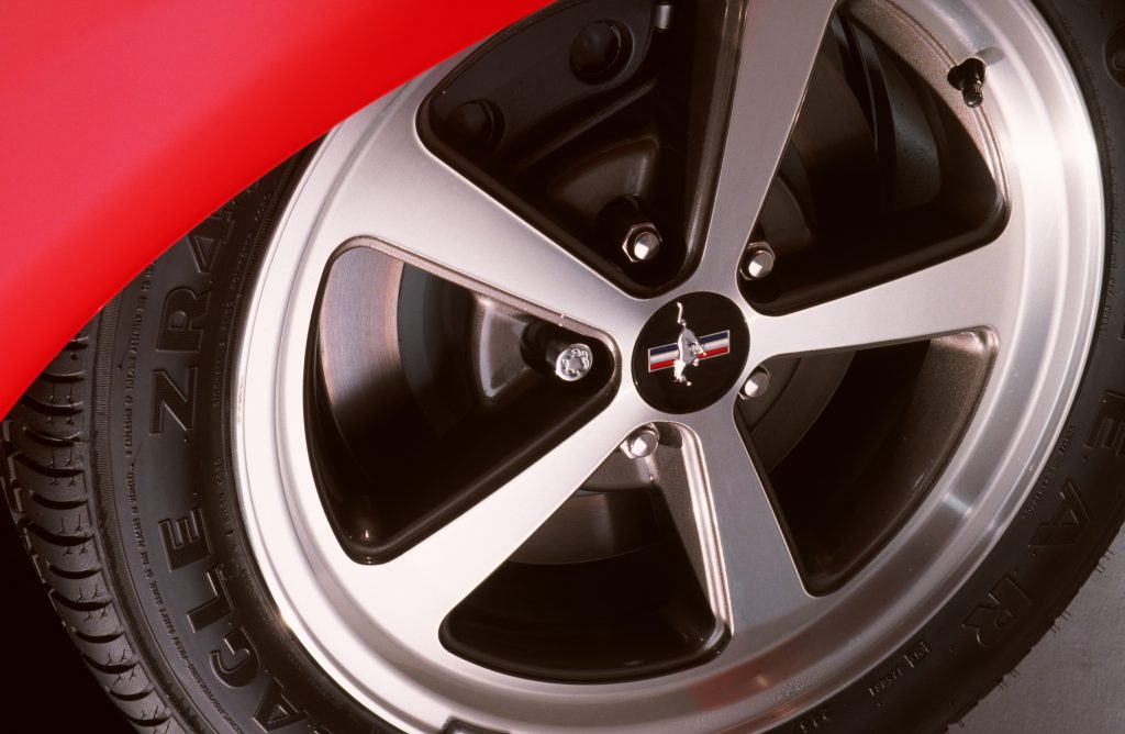 2003 Ford Mustang Mach I