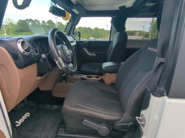 2016 Jeep Wrangler Sahara