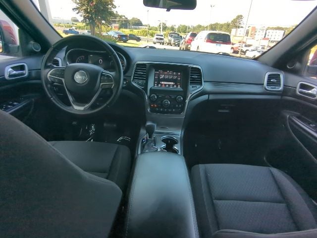 2020 Jeep Grand Cherokee Laredo E