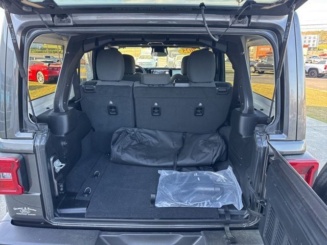 2025 Jeep Wrangler Sahara 4xe