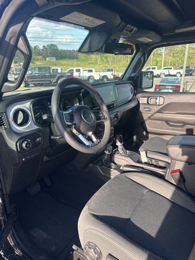 2025 Jeep Wrangler Sahara 4xe
