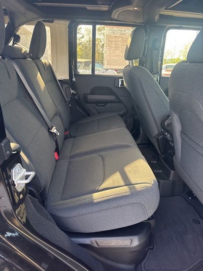 2025 Jeep Wrangler Sahara 4xe