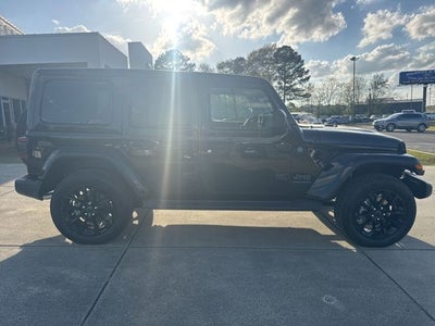 2025 Jeep Wrangler Sahara 4xe