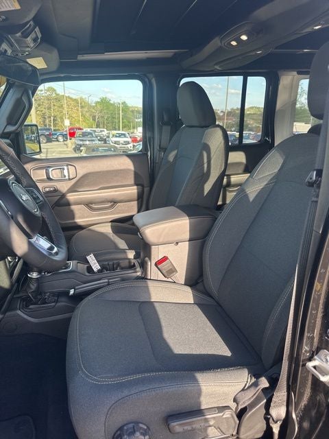2025 Jeep Wrangler Sahara 4xe