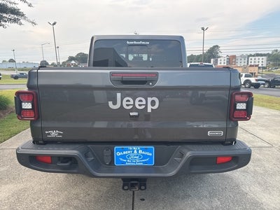 2021 Jeep Gladiator Overland