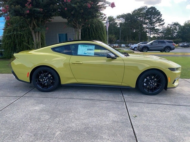 2025 Ford Mustang EcoBoost