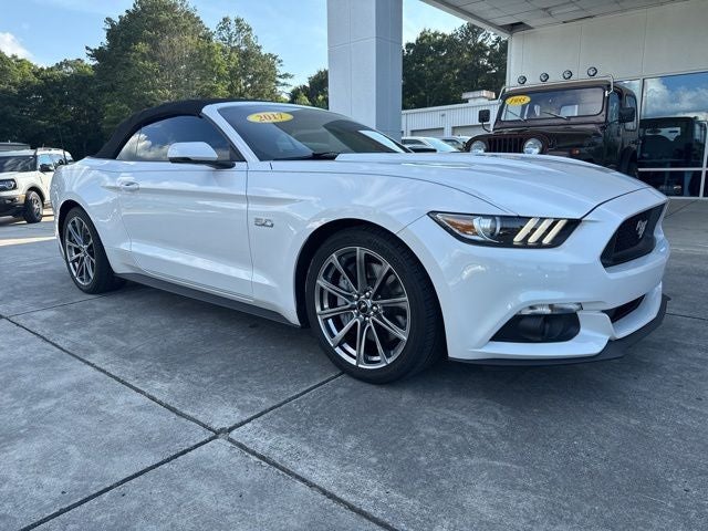 2017 Ford Mustang GT Convertible Premium's photo
