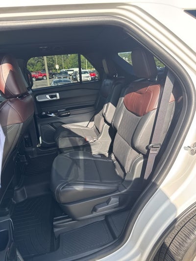 2023 Ford Explorer Platinum