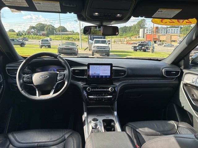 2023 Ford Explorer Platinum