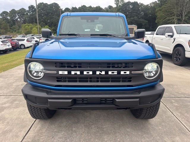 2025 Ford Bronco 4-Door Base - Photo 2