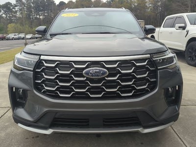2025 Ford Explorer Platinum