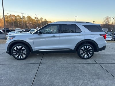 2025 Ford Explorer Platinum