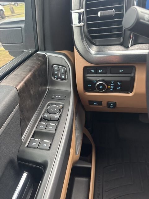 2024 Ford F-250SD Lariat
