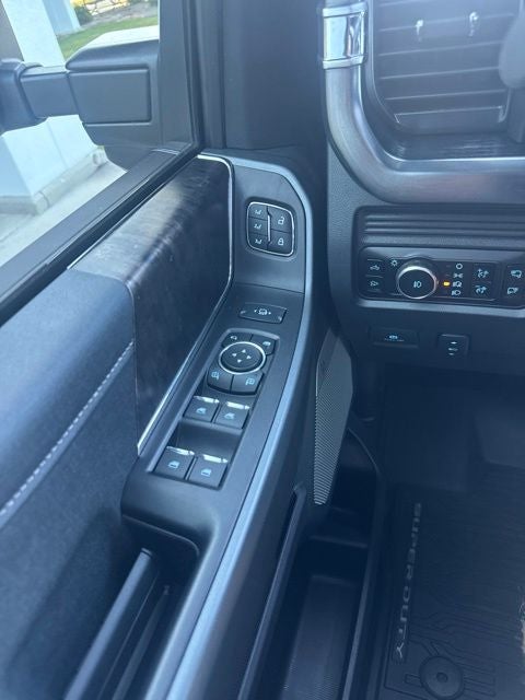 2025 Ford F-250SD Lariat