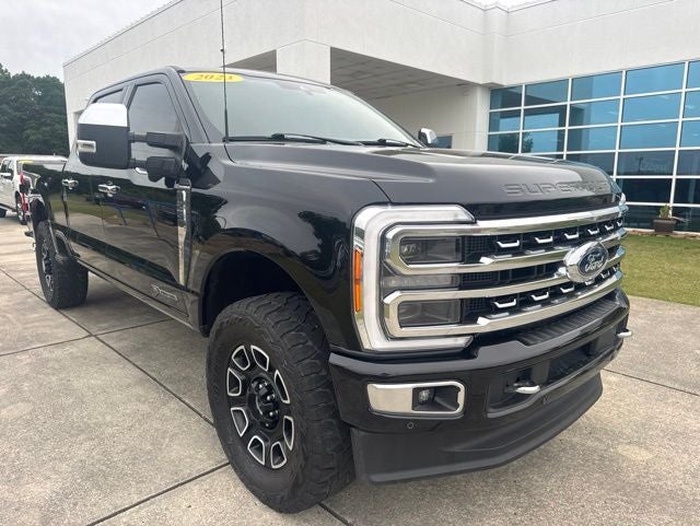 2023 Ford F-250 Platinum 4x4 Crew Cab 8' Box's photo
