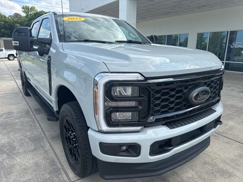 2025 Ford F-350SD Lariat
