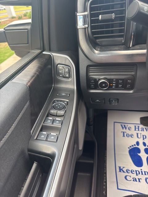 2025 Ford F-350SD Lariat