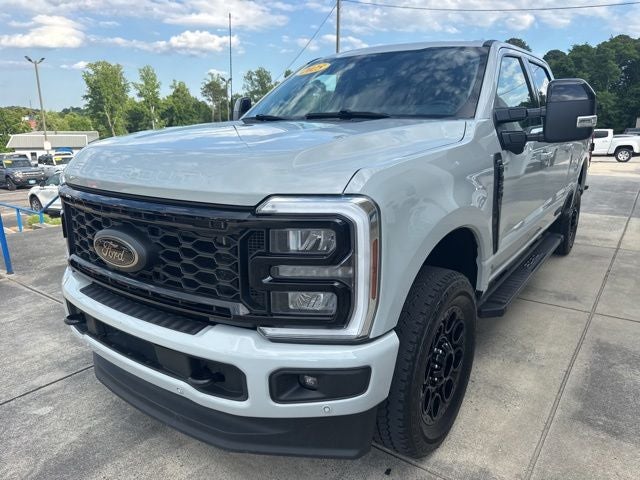 2025 Ford F-350SD Lariat