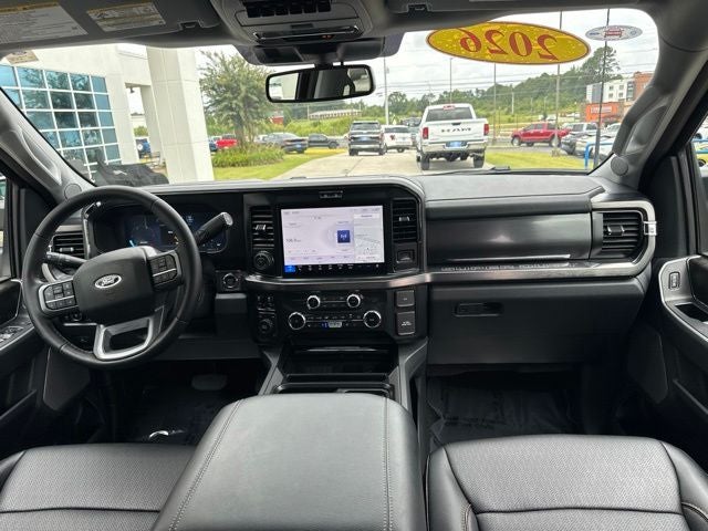 2026 Ford F-350SD Lariat DRW