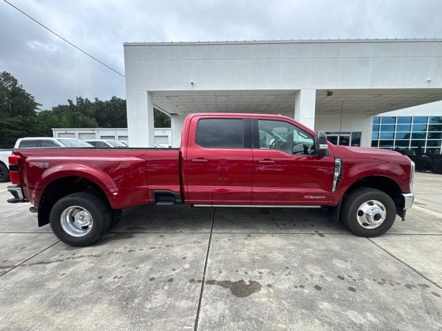 2026 Ford F-350SD Lariat DRW