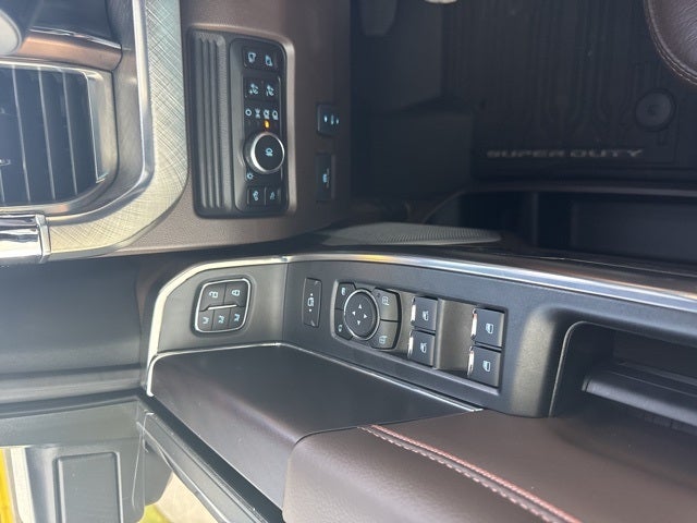 2025 Ford F-450SD King Ranch DRW