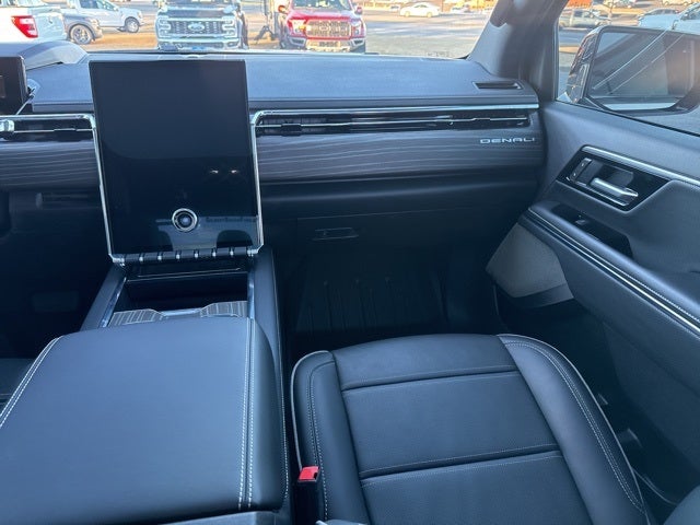 2025 GMC Sierra EV Denali