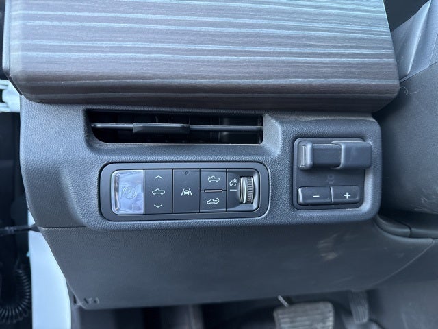 2025 GMC Sierra EV Denali