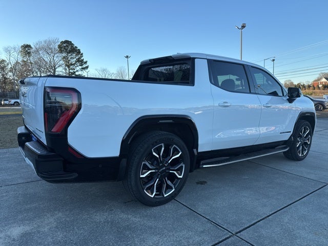 2025 GMC Sierra EV Denali