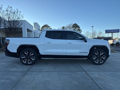 2025 GMC Sierra EV Denali