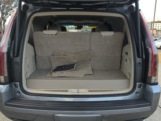 2018 Cadillac Escalade Luxury