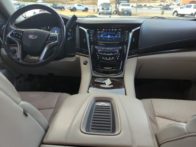 2018 Cadillac Escalade Luxury