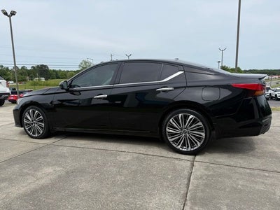2023 Nissan Altima 2.5 SL