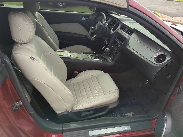 2014 Ford Mustang V6 Premium