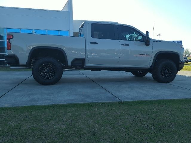 2026 Chevrolet Silverado 2500HD ZR2