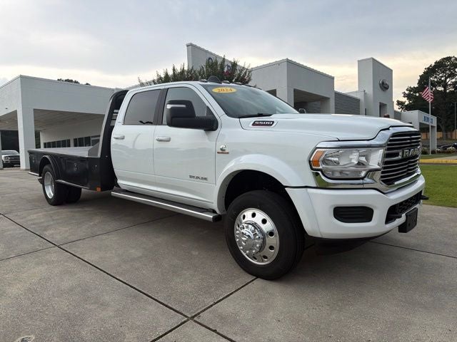 2024 RAM 5500 Laramie 4X4 Crew Cab DRW 197" WB's photo