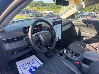 2025 Ford Mustang Mach-E Select