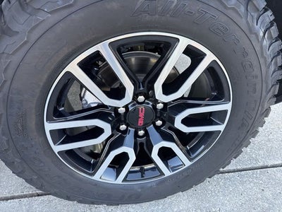 2025 GMC Sierra 1500 AT4