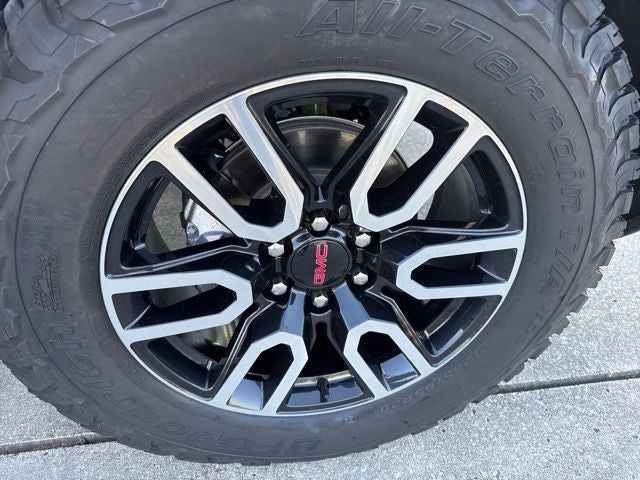 2025 GMC Sierra 1500 AT4