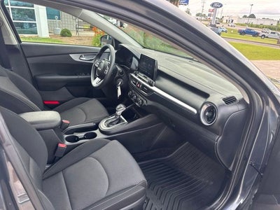 2023 Kia Forte LX