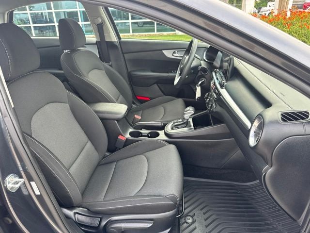 2023 Kia Forte LX