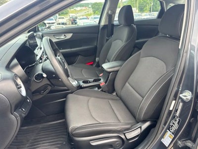 2023 Kia Forte LX