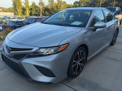 2019 Toyota Camry SE