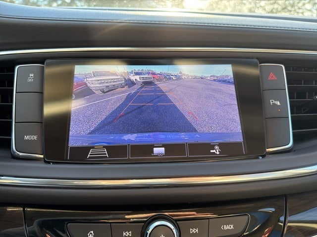 2020 Buick Enclave Essence