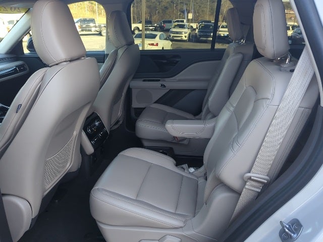 2023 Lincoln Aviator Standard