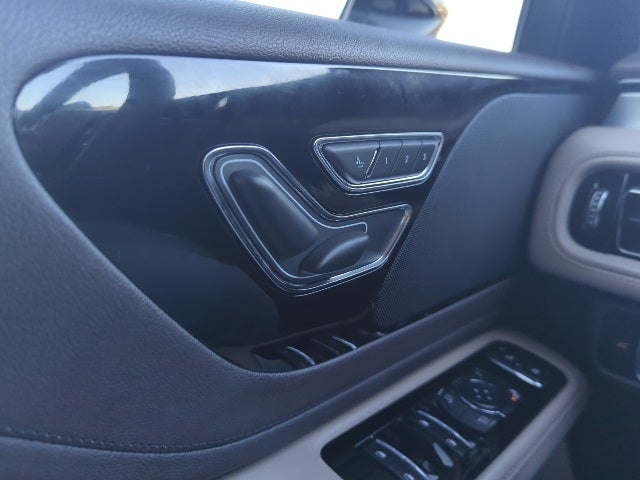 2023 Lincoln Aviator Standard