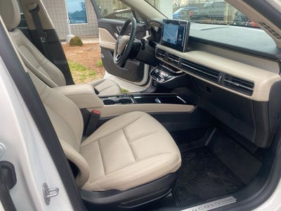 2025 Lincoln Corsair Premiere