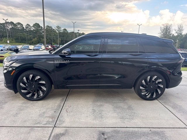 2025 Lincoln Nautilus Reserve