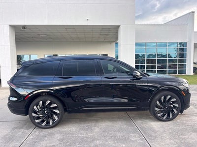 2025 Lincoln Nautilus Reserve