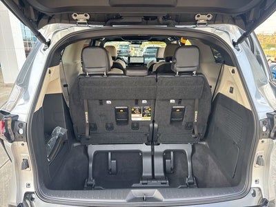 2025 Toyota Sienna Platinum 7 Passenger